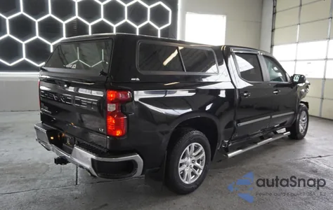 2020 Chevrolet Silverado K1500 Lt z USA, uszkodzony, nr VIN 3GCUYDED1LG292402